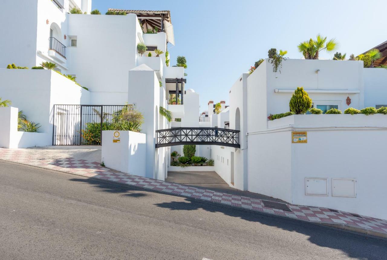 Luxury Duplex- 7 Minutes From The Beach Торремолінос Екстер'єр фото